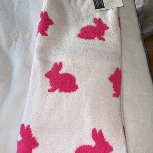 NEW The Farmhouse by Rachel Ashwell Hot Pink Easter Bunny Blanket